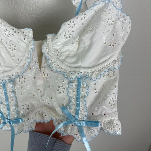 For Love & Lemons for Victoria's Secret Eyelet Swirl Bustier Bra M White Feminin - Picture 4 of 12